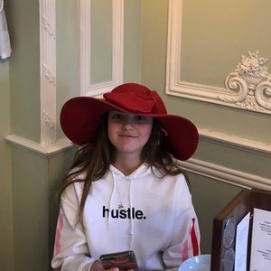 Meet your Posher, Alexa